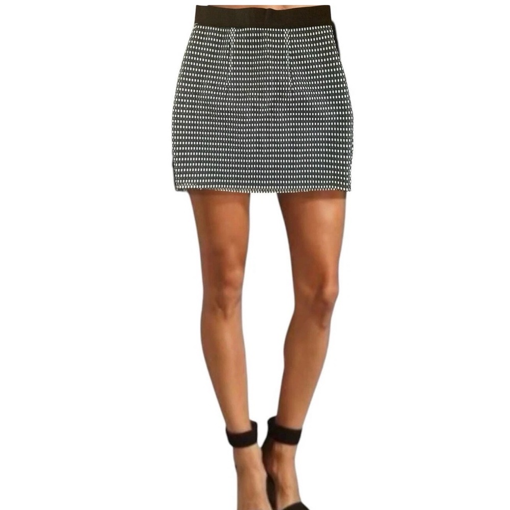 Milly Black & White Dotted Skirt w/ Metallic Black Grid Detail